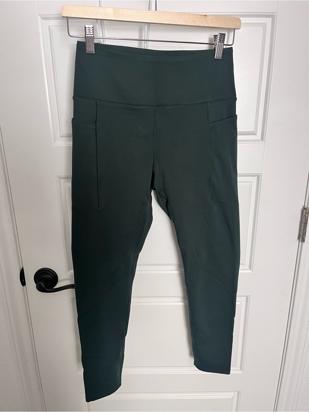 Danskin Dark Green Leggings with Side Pockets